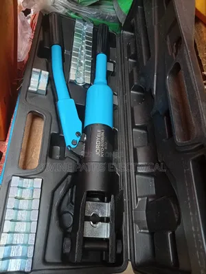 Lugging Machine
