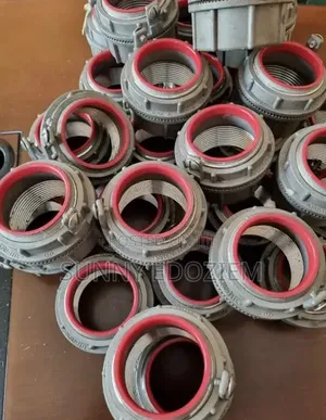 Crouse - Hinds Mayer Hub Sstg7/ 2-1/2"