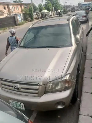 Toyota Highlander Limited V6 2005 Gold