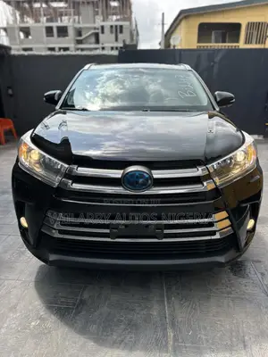 Toyota Highlander Limited Platinum 4x4 V6 (3.5L 6cyl 8A) 2017 Black