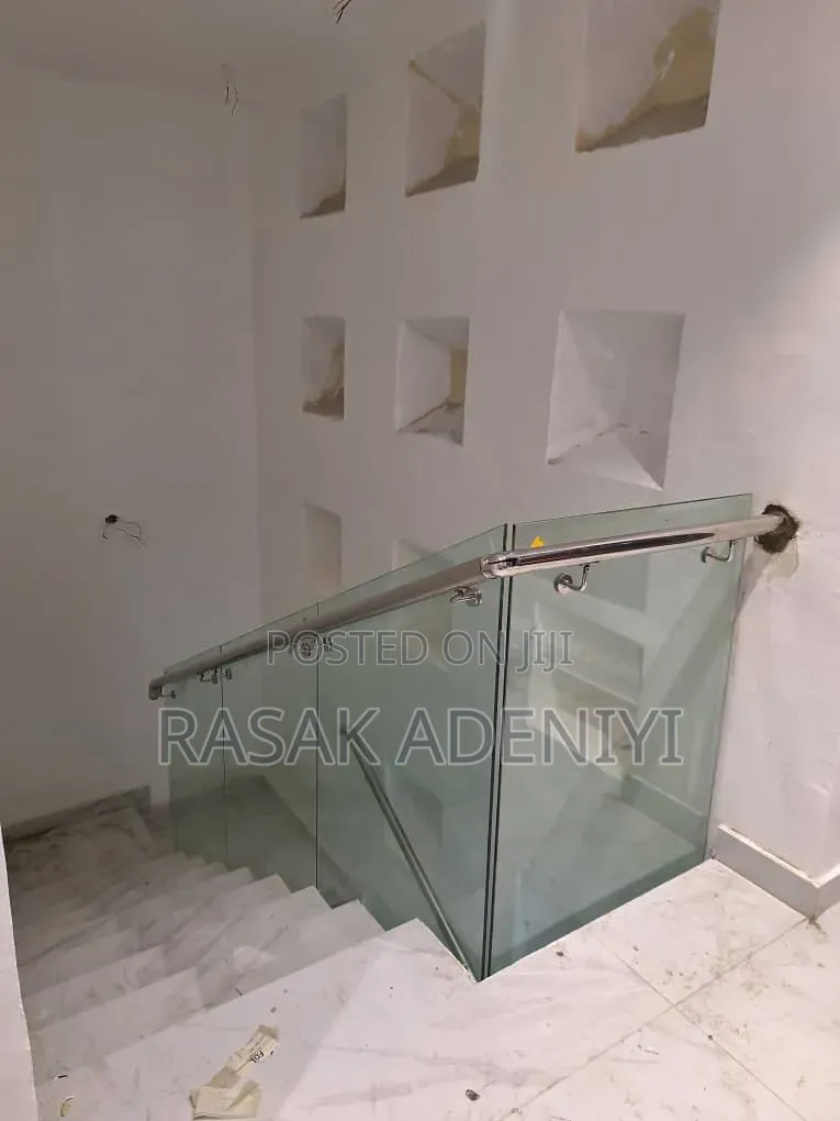 Handrail Frameless