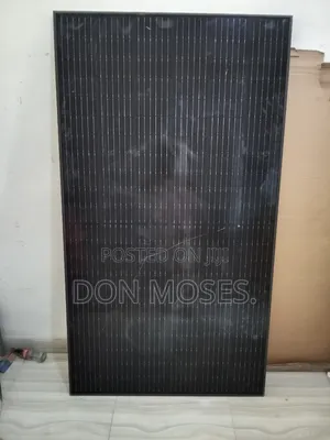 550e Solar Panel Black Frame High Voltage