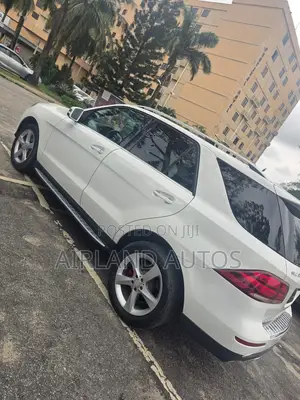 Mercedes-Benz GLE-Class GLE 350d 4MATIC 2016 White