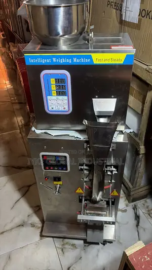 0-100g Granule Packaging Machine