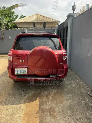 Toyota RAV4 2008 Red