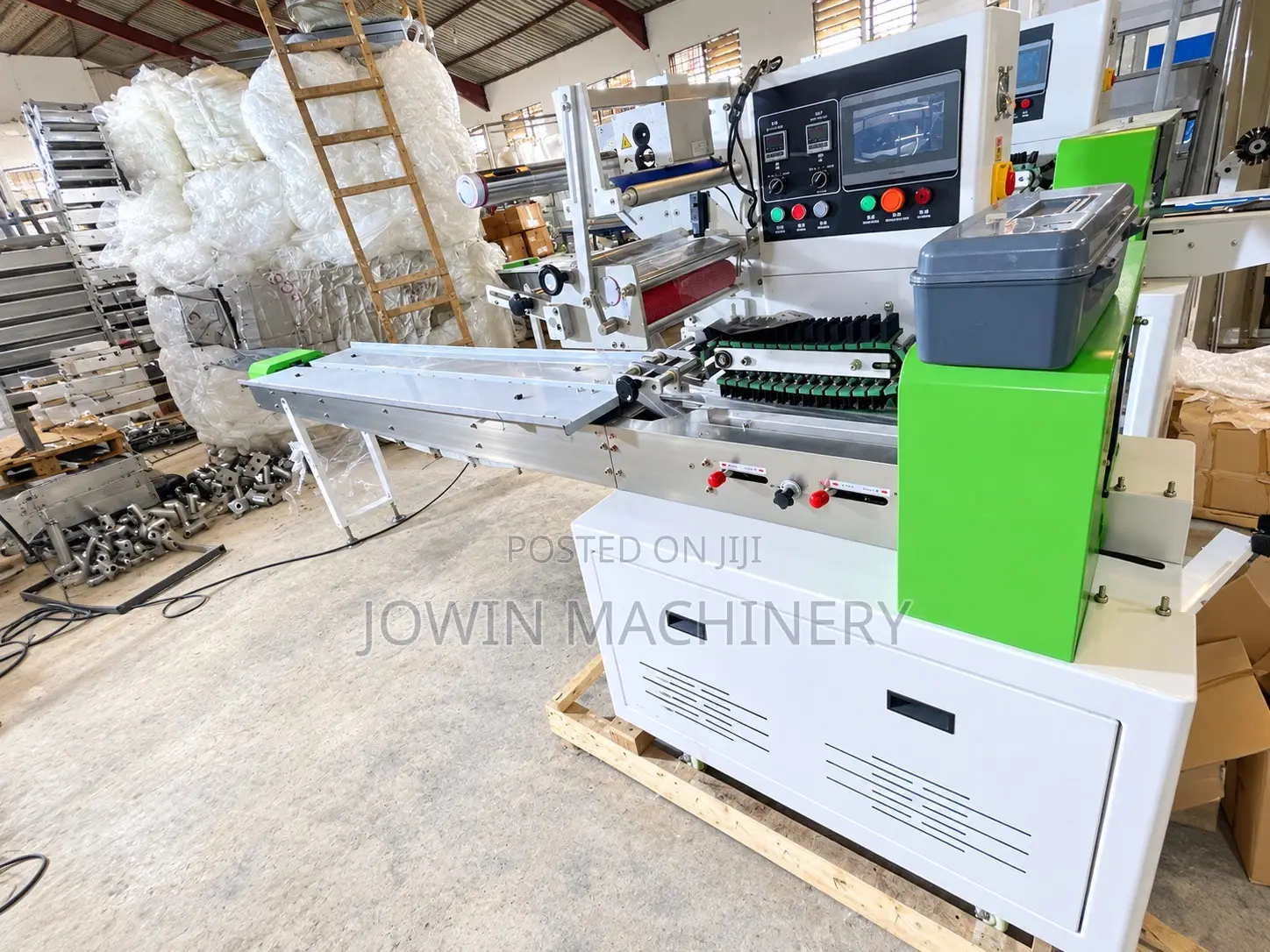 Bread Packaging Machine -Flow Wrap