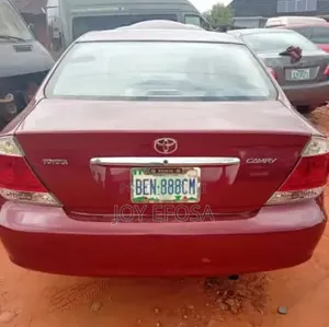 Toyota Camry 2004 Red