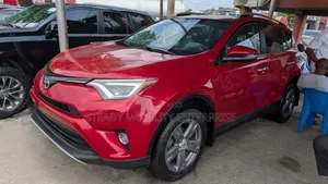 Toyota RAV4 XLE AWD (2.5L 4cyl 6A) 2016 Red