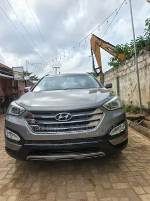Hyundai Santa Fe 2014 Gray