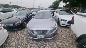 Hyundai Sonata SE 2016 Gray