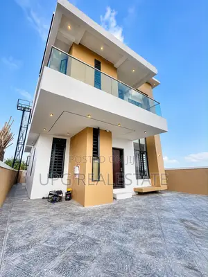4bdrm Duplex in Ajiwe for sale
