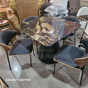 Simpon Luxury Square Dining by 4 Seaters
