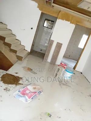 Professional Tiler in Lagos | Floor, Wall & Bathroom Tiles | Neat