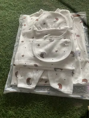 11 in 1 Newborn Baby Cotton Clothes Set -Boys &Girls
