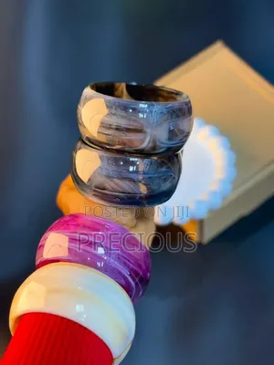 Trendy Chunky Acrylic Bangle