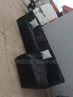 Brand New Full Padded Luxury L Shape Section Sofa and Throw Pillows