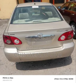 Toyota Corolla 2007 Gold