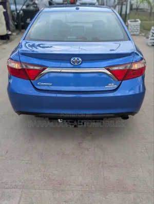 Toyota Camry SE w/Special Edition Pkg (2.5L 4cyl 6A) 2016 Blue