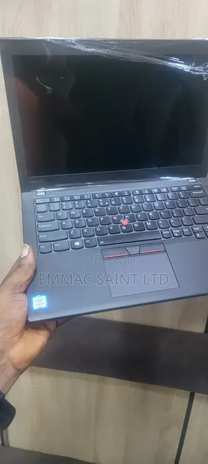 Laptop Lenovo ThinkPad X270 8GB Intel Core i7 SSD 256GB