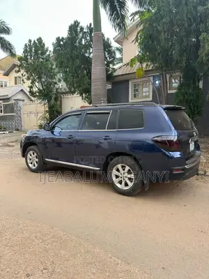 Toyota Highlander 2013 Blue