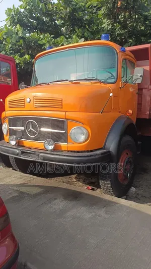 Direct Mercedes Benz 911 Tipper With Auxiliary