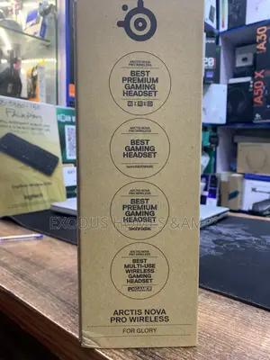 SteelSeries Arctis Nova Pro Wireless