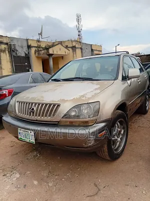Lexus RX 1999 Gold