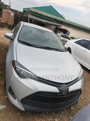 Toyota Corolla 2018 Silver