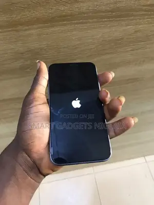 Apple iPhone 11 64 GB Blue