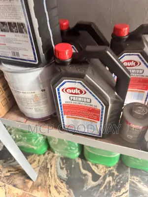 Cutting Oil / Water Soluble Cutting Oil