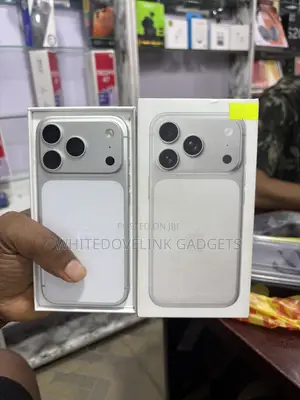 New Apple iPhone 17 Pro 256 GB White