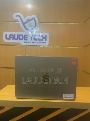 Laptop Apple MacBook Air 2022 M2 16GB Apple M2 SSD 256GB