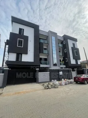 Furnished 4bdrm Duplex in Medical Estate, Atunrase Medina for sale