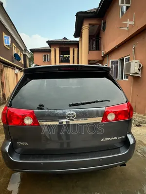 Toyota Sienna 2007 Gray