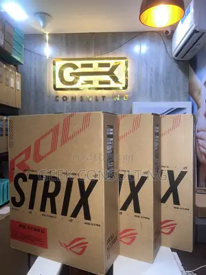 New Laptop Asus ROG Strix G16 G614 32GB AMD Ryzen 9 SSD 1T