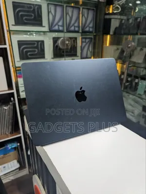 Laptop Apple MacBook Air 2024 M3 16GB Apple M3 SSD 512GB