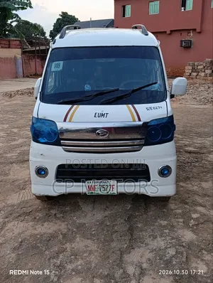 Daihatsu Hijet 2005 White