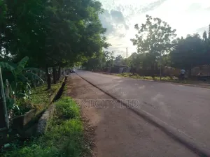 12 Plots Dwarf Fenced Along Enu-Abakiliki Expressway Enugu