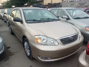 Toyota Corolla LE 2007 Gold