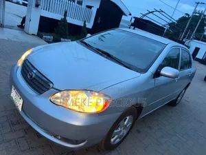 Toyota Corolla LE 2005 Silver