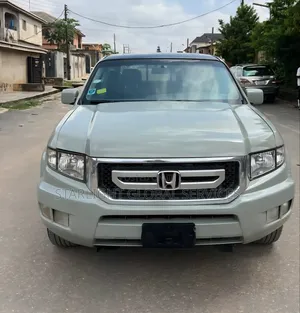 Honda Ridgeline 2010 Ivory