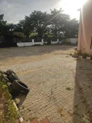20bdrm Duplex in Main Jabi for rent