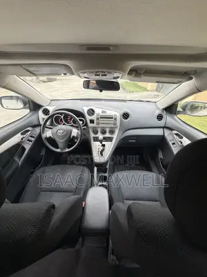 Toyota Matrix 2010 White