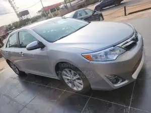 Toyota Camry L 4dr Sedan (2.5L 4cyl 6A) 2013 Silver
