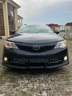 Toyota Camry 2014 Black