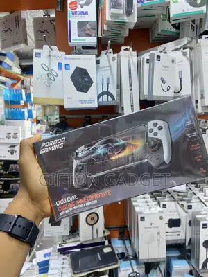 Porodo Gaming ChillCore Mobile Game Controller With Built-in Cooling