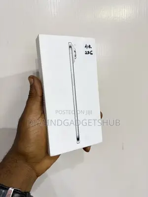 New Apple iPhone Air 256 GB
