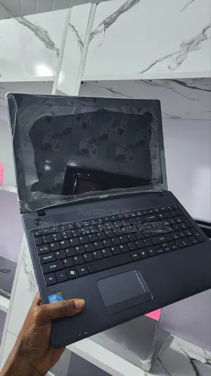 Laptop Acer Aspire V5-572 8GB Intel Core i3 HDD 500GB