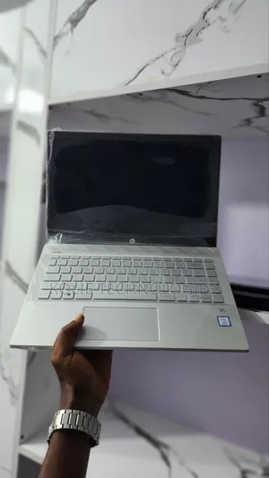 Laptop HP Pavilion 14 8GB Intel Core i3 SSD 256GB