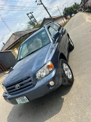 Toyota Highlander 2005 Blue